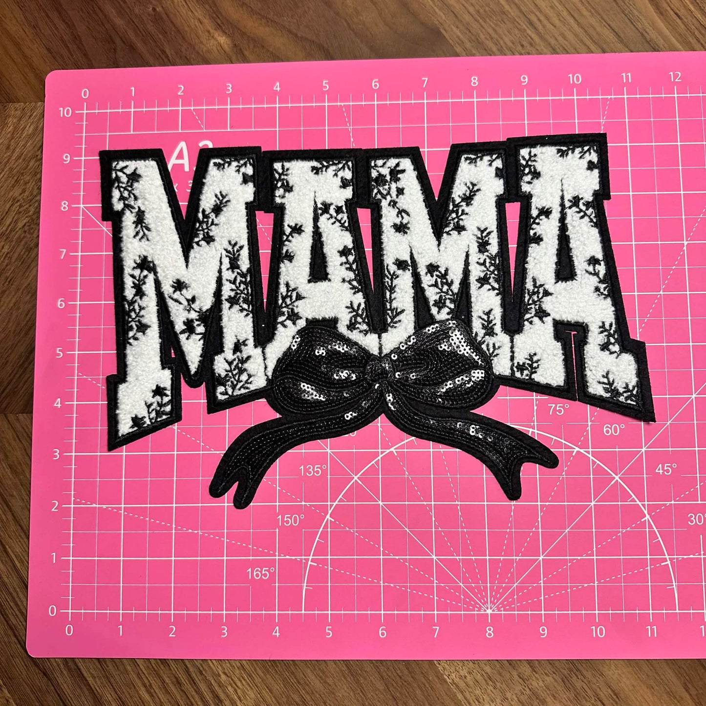 BLACK MAMA CHINELLE PATCH