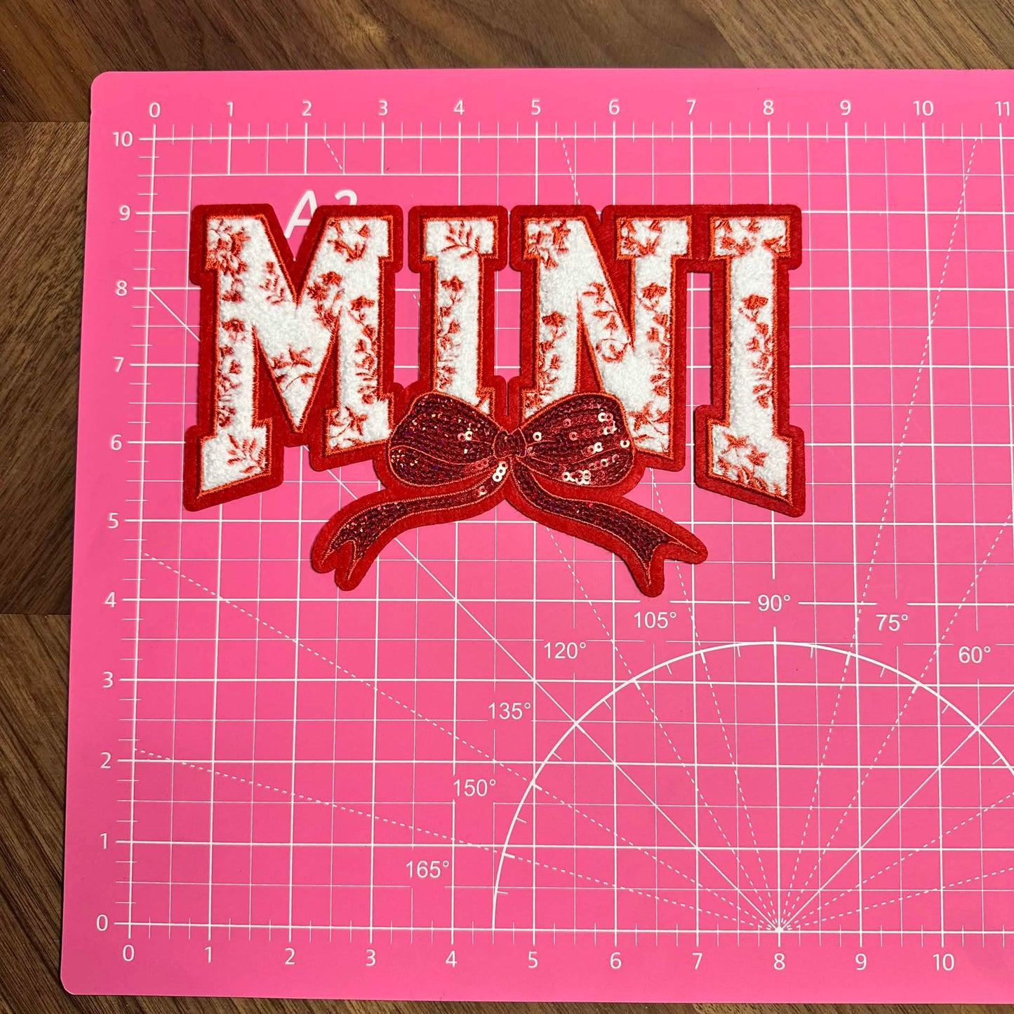 MINI RED CHINELLE PATCH