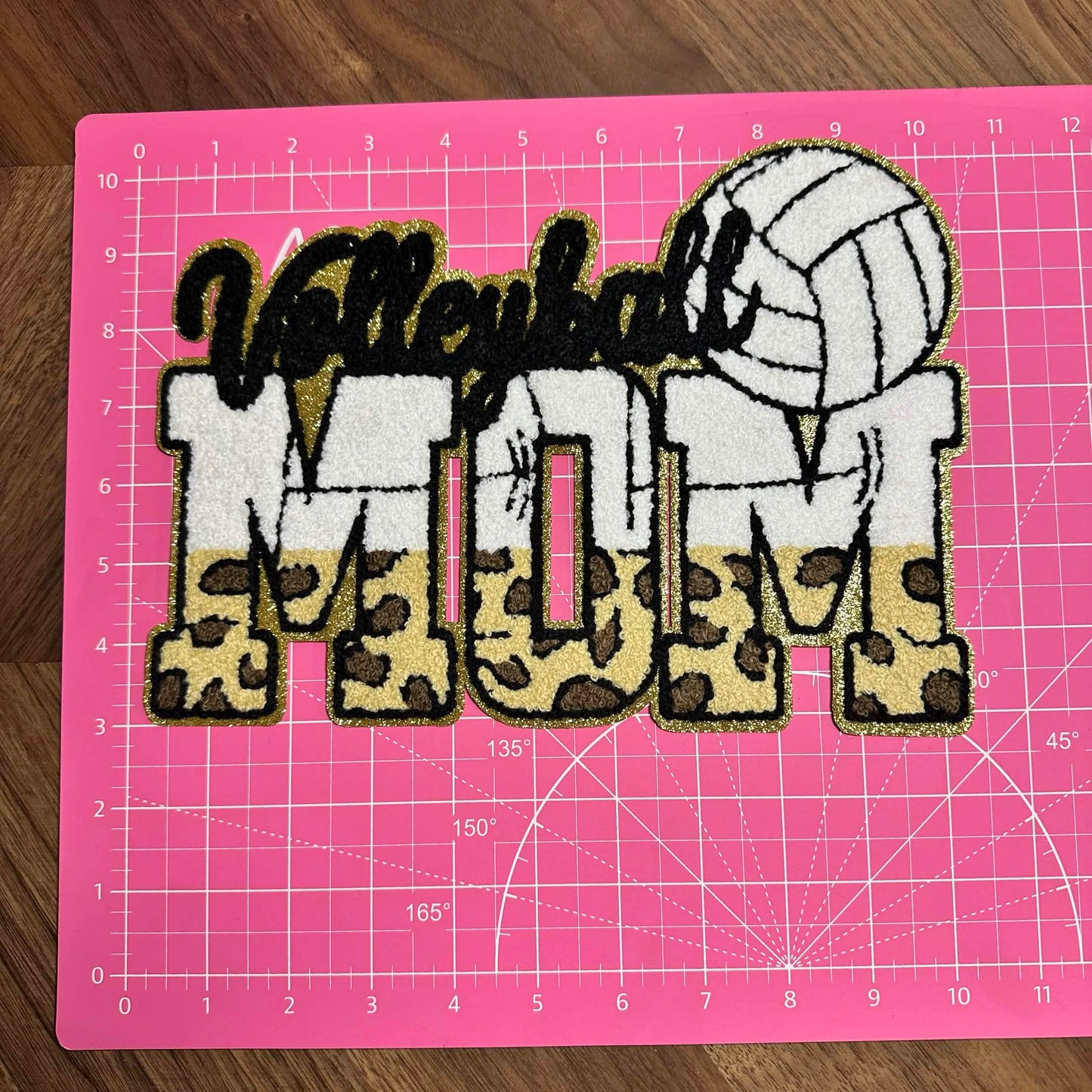 VOLLEYBALL MOM CHINELLE PATCH