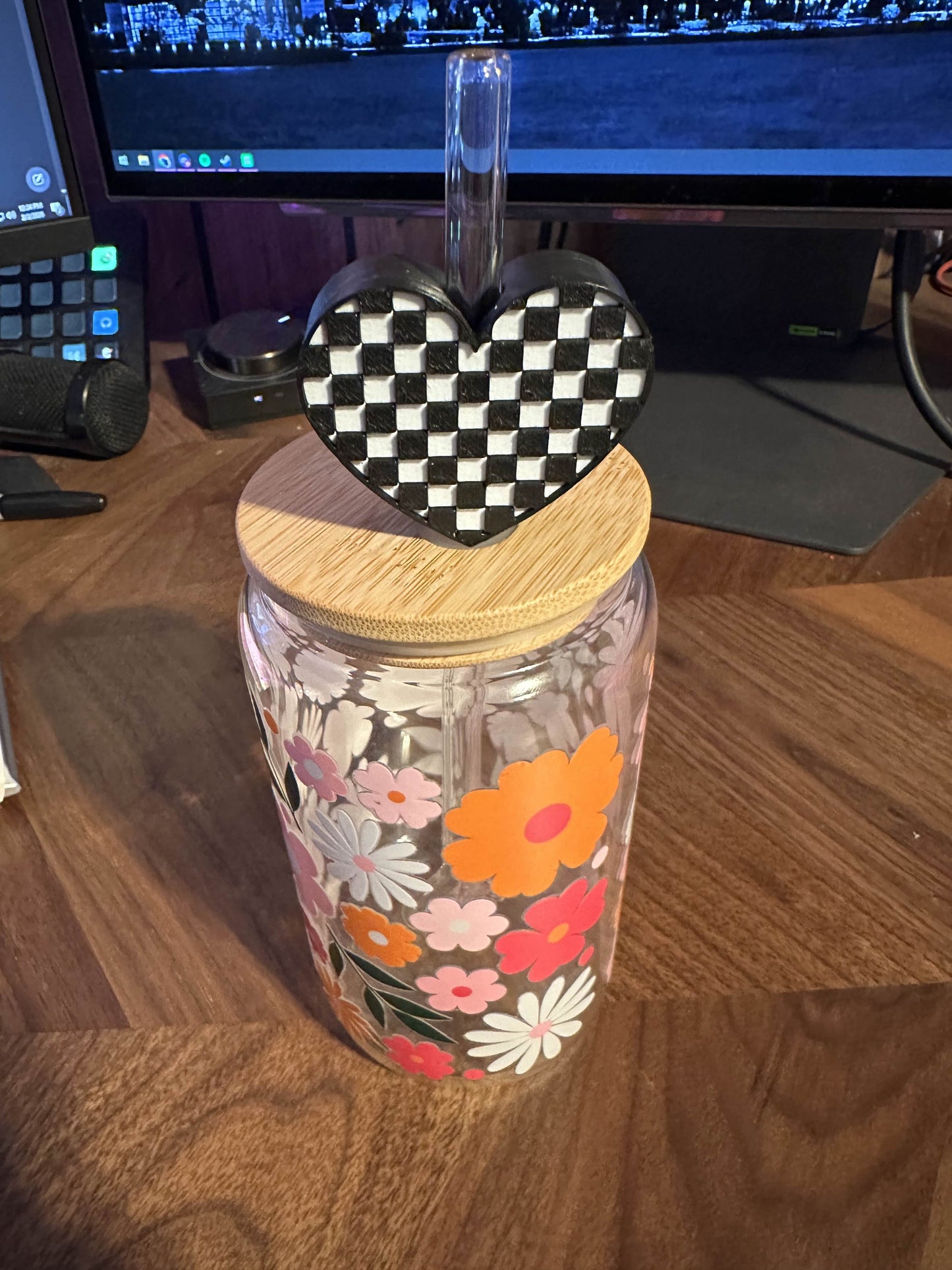 CHECKERED HEART STRAW TOPPER 3D PRINTED