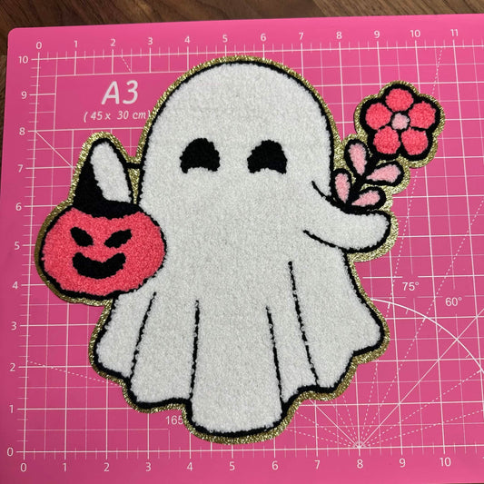 FLORAL GHOST CHINELLE PATCH