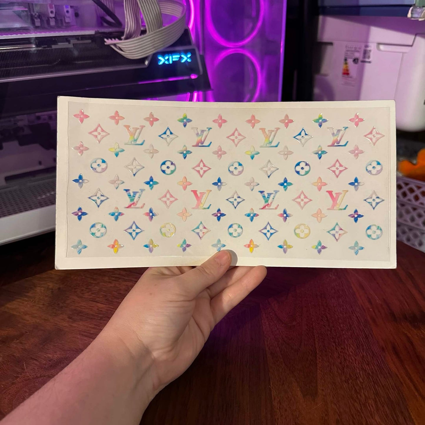 213 - DESIGNER