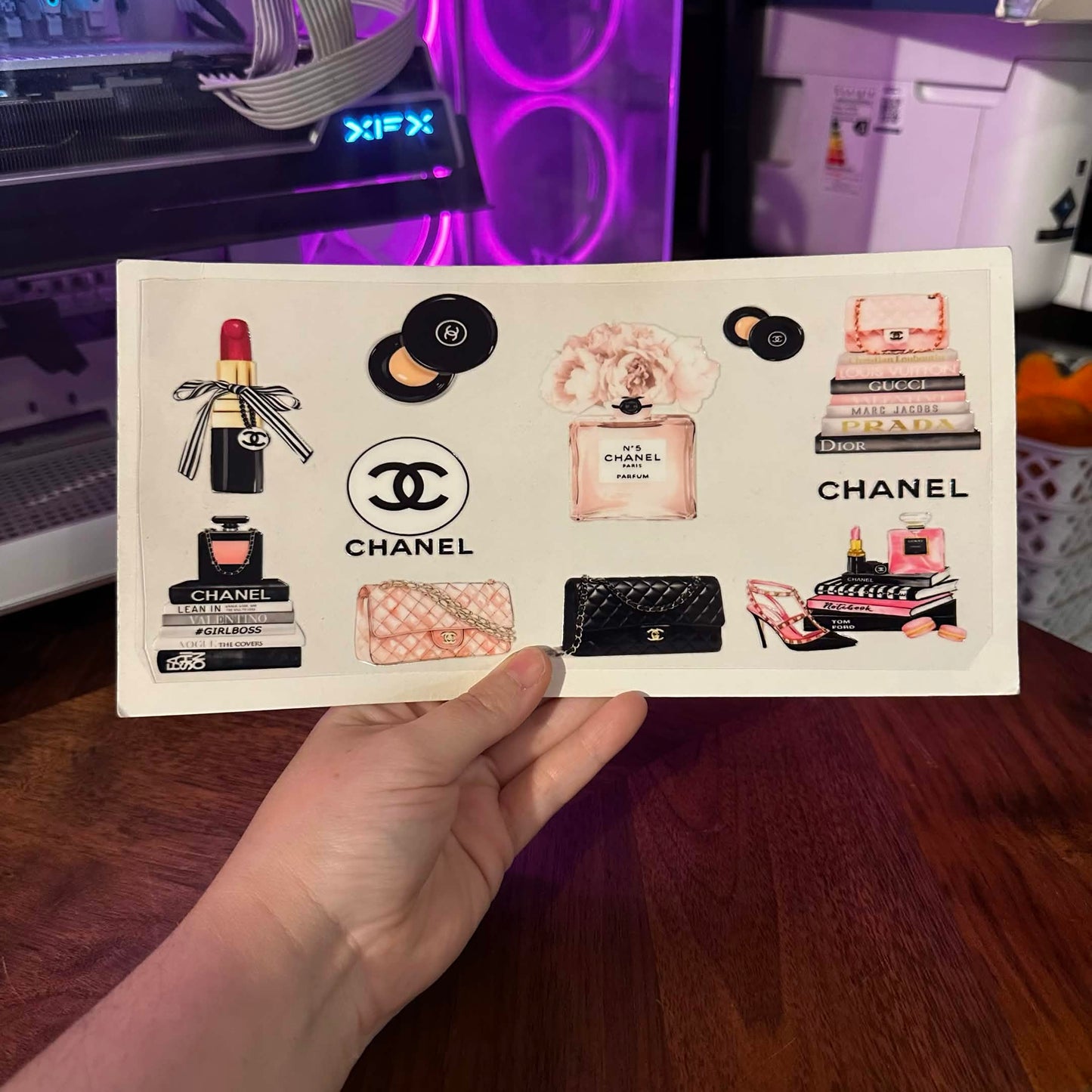 207 - DESIGNER